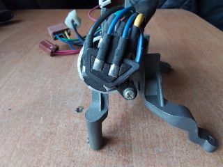 bontott SUZUKI SWIFT II Gyújtáskapcsoló