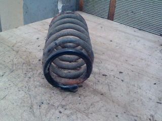 bontott SUZUKI SWIFT II Hátsó Rugó