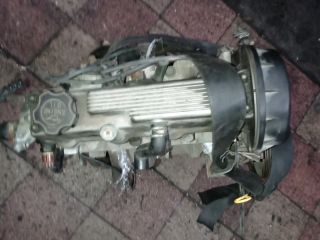 bontott SUZUKI SWIFT II Hengerfej