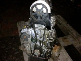 bontott SUZUKI SWIFT II Hengerfej