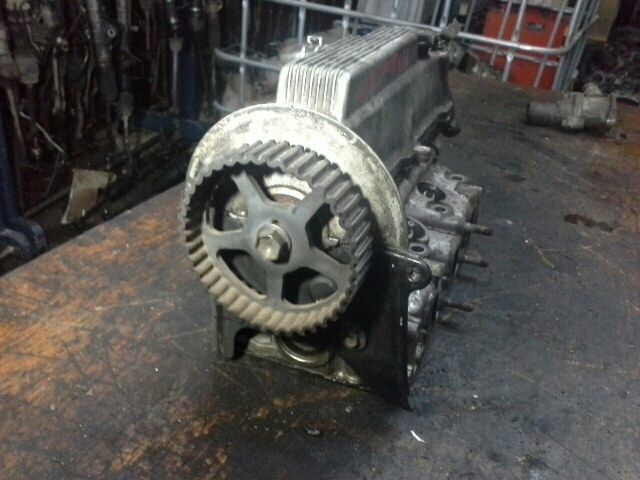 bontott SUZUKI SWIFT II Hengerfej