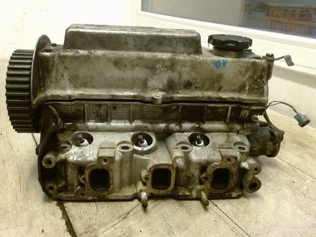 bontott SUZUKI SWIFT II Hengerfej