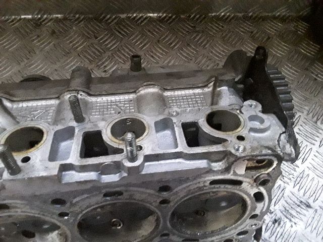 bontott SUZUKI SWIFT II Hengerfej