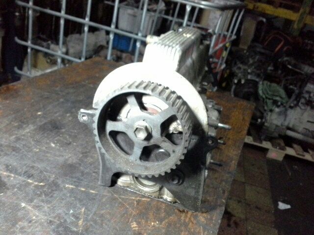 bontott SUZUKI SWIFT II Hengerfej