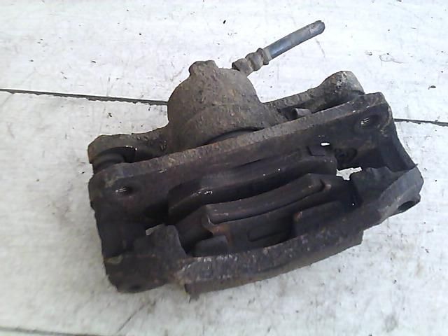 bontott SUZUKI SWIFT II Jobb első Féknyereg Munkahengerrel