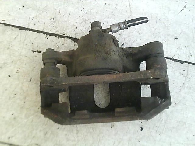 bontott SUZUKI SWIFT II Jobb első Féknyereg Munkahengerrel