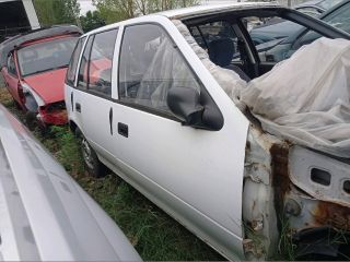 bontott SUZUKI SWIFT II Jobb első Kerékagy