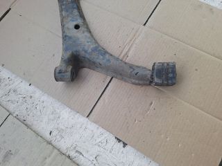 bontott SUZUKI SWIFT II Jobb első Lengőkar