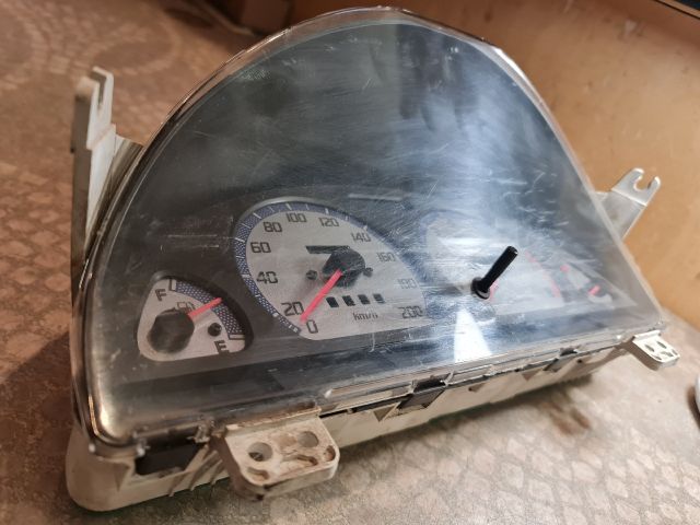 bontott SUZUKI SWIFT II Kilométeróra