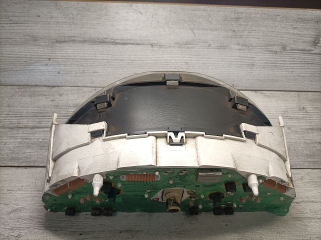 bontott SUZUKI SWIFT II Kilométeróra