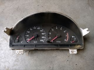 bontott SUZUKI SWIFT II Kilométeróra