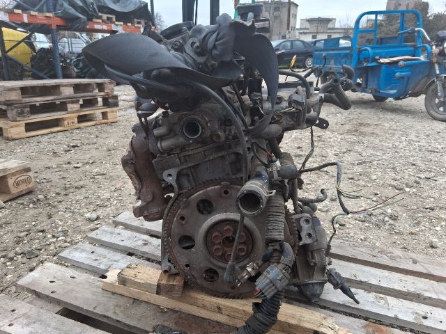 bontott SUZUKI SWIFT II Komplett Motor (Segédberendezésekkel)