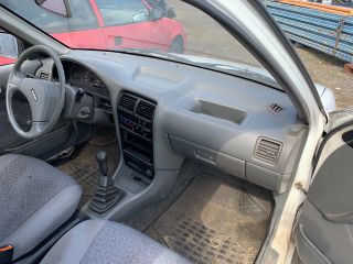 bontott SUZUKI SWIFT II Légszűrő Ház