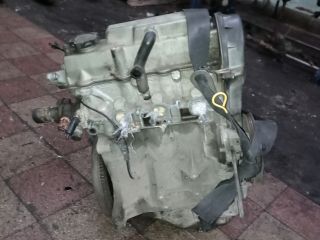 bontott SUZUKI SWIFT II Motor (Fűzött blokk hengerfejjel)