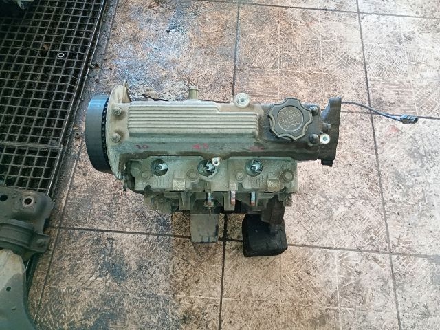 bontott SUZUKI SWIFT II Motor (Fűzött blokk hengerfejjel)