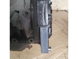 bontott SUZUKI SWIFT II Motor (Fűzött blokk hengerfejjel)