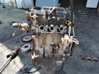 bontott SUZUKI SWIFT II Motor (Fűzött blokk hengerfejjel)