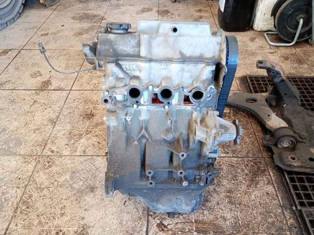 bontott SUZUKI SWIFT II Motor (Fűzött blokk hengerfejjel)