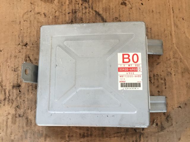 bontott SUZUKI SWIFT II Motorvezérlő