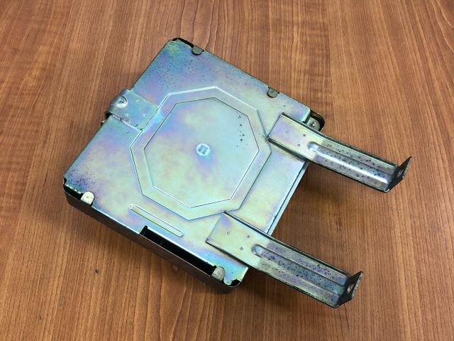 bontott SUZUKI SWIFT II Motorvezérlő