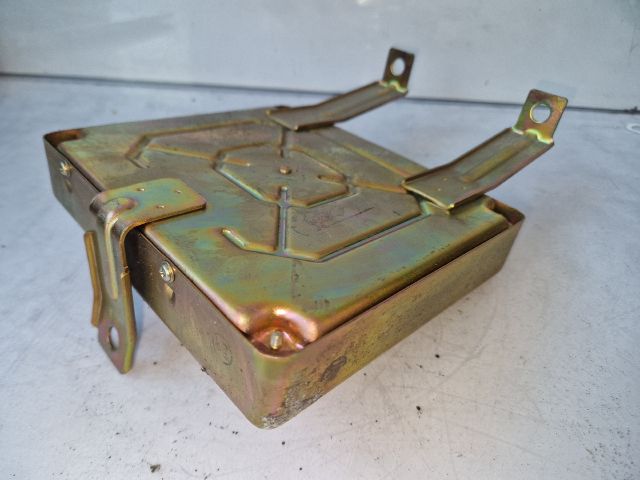 bontott SUZUKI SWIFT II Motorvezérlő