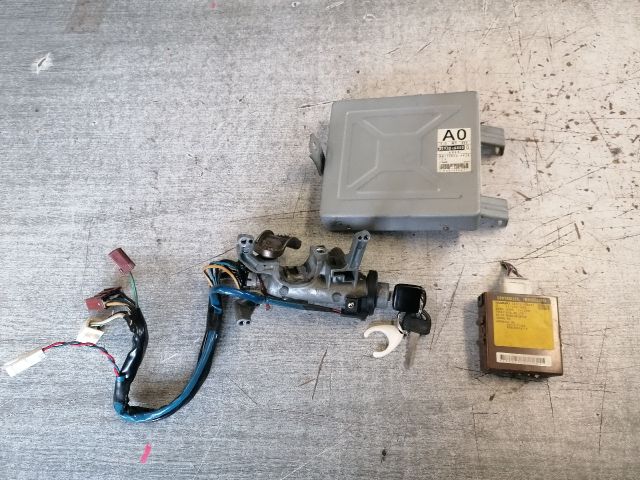 bontott SUZUKI SWIFT II Motorvezérlő