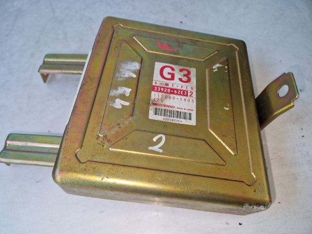 bontott SUZUKI SWIFT II Motorvezérlő