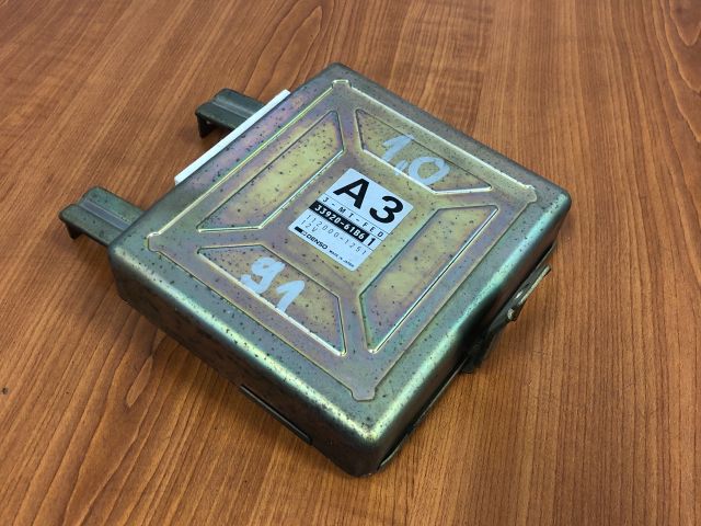 bontott SUZUKI SWIFT II Motorvezérlő