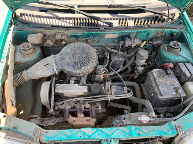 bontott SUZUKI SWIFT II Olajbeöntő Sapka