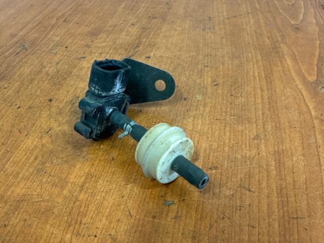 bontott SUZUKI SWIFT II Szívócső Nyomásérzékelő