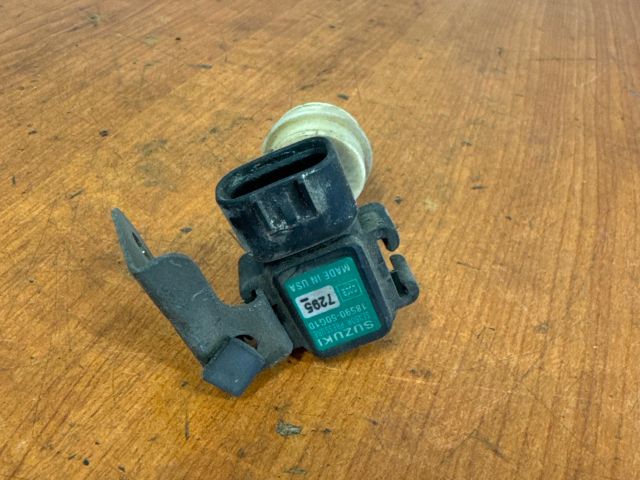 bontott SUZUKI SWIFT II Szívócső Nyomásérzékelő