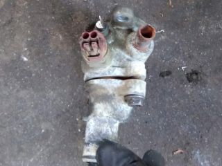 bontott SUZUKI SWIFT II Termosztátház