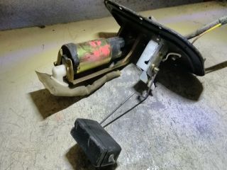 bontott SUZUKI SWIFT II Üzemanyag Szivattyú