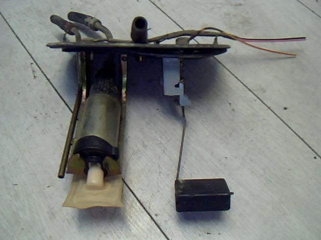 bontott SUZUKI SWIFT II Üzemanyag Szivattyú