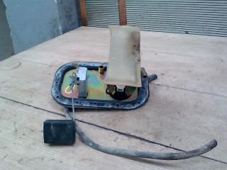 bontott SUZUKI SWIFT II Üzemanyag Szivattyú