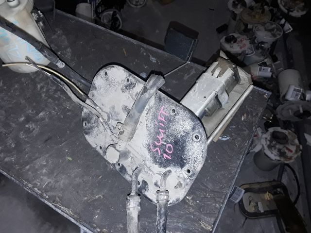 bontott SUZUKI SWIFT II Üzemanyag Szivattyú