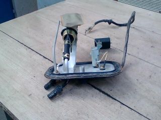 bontott SUZUKI SWIFT II Üzemanyag Szivattyú