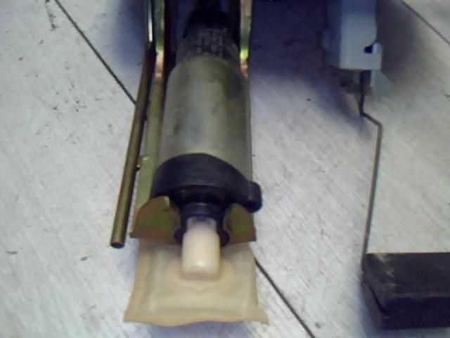 bontott SUZUKI SWIFT II Üzemanyag Szivattyú