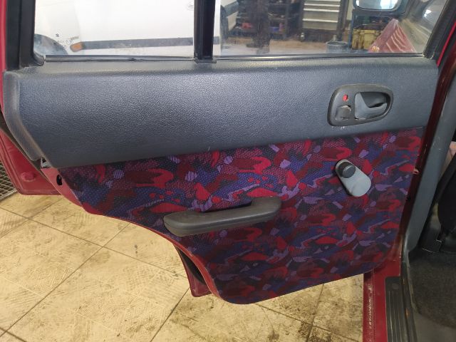 bontott SUZUKI SWIFT II Váltó Kulissza