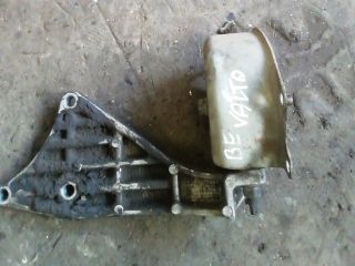 bontott SUZUKI SWIFT II Váltó Tartó Bak (Pozíciófüggetlen)