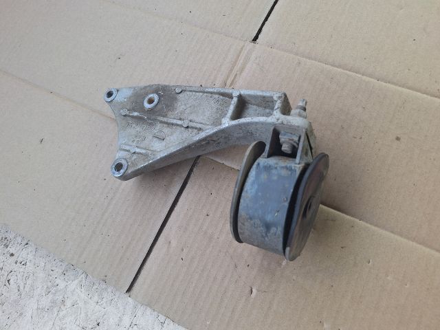 bontott SUZUKI SWIFT II Váltó Tartó Bak (Pozíciófüggetlen)