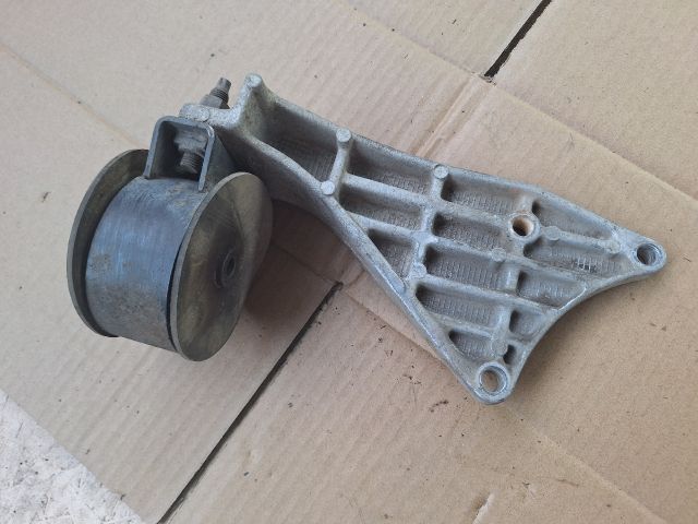 bontott SUZUKI SWIFT II Váltó Tartó Bak (Pozíciófüggetlen)