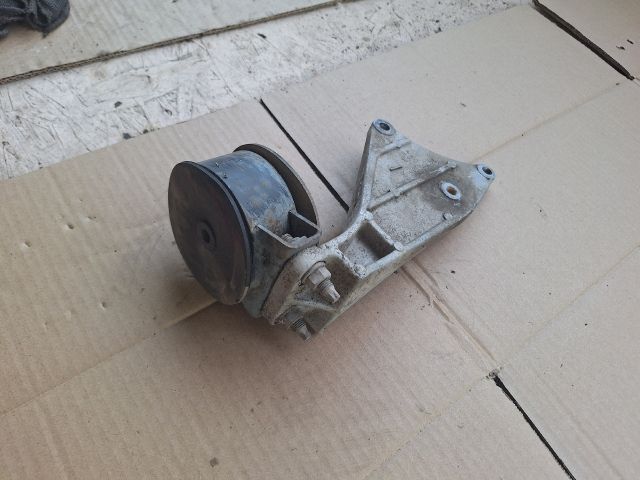 bontott SUZUKI SWIFT II Váltó Tartó Bak (Pozíciófüggetlen)