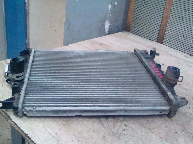 bontott SUZUKI SWIFT II Vízhűtő Radiátor (Nem klímás)