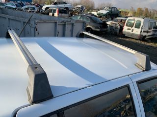 bontott SUZUKI SWIFT II Bal első Csonkállvány Kerékaggyal