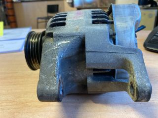 bontott SUZUKI SWIFT II Generátor