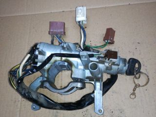 bontott SUZUKI SWIFT II Gyújtáskapcsoló Házzal