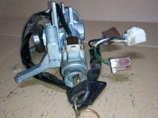 bontott SUZUKI SWIFT II Gyújtáskapcsoló Házzal