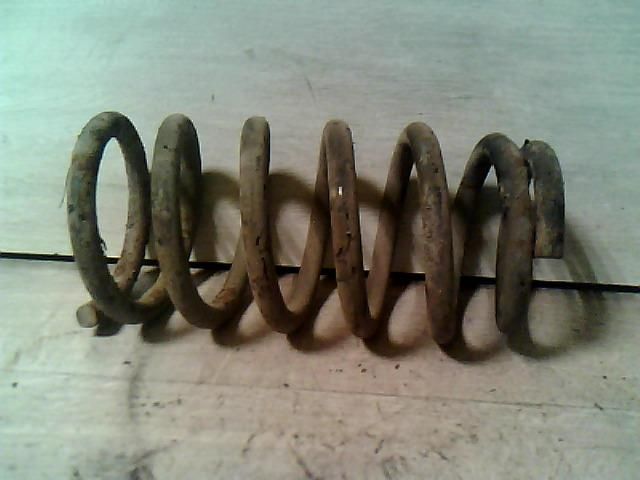 bontott SUZUKI SWIFT II Hátsó Rugó