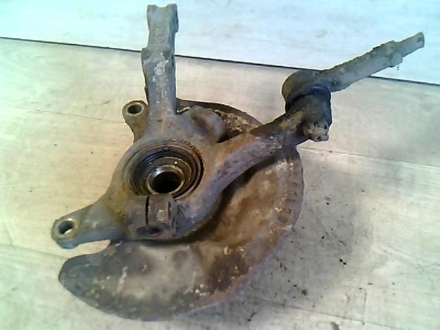 bontott SUZUKI SWIFT II Jobb első Csonkállvány Kerékaggyal